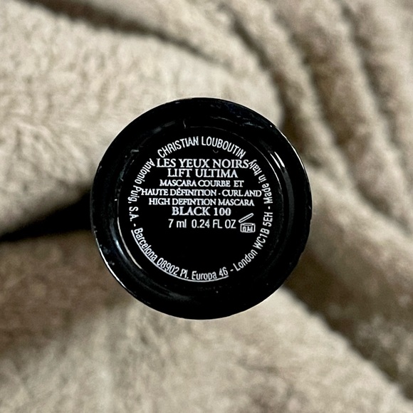 Christian Louboutin Les Yeux Noirs Lift Ultima Mascara. - Picture 3 of 3